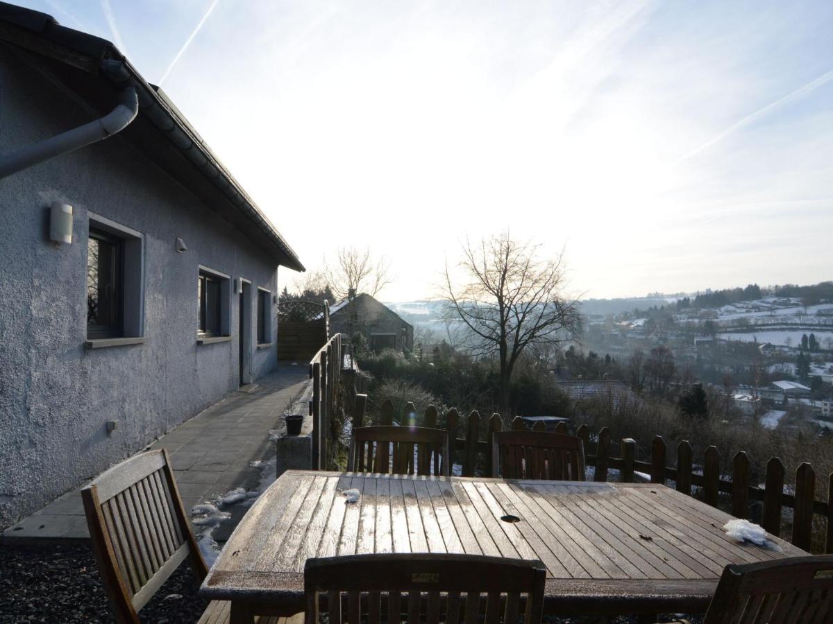 Vila Detached House With Breathtaking Views Malmedy Exteriér fotografie